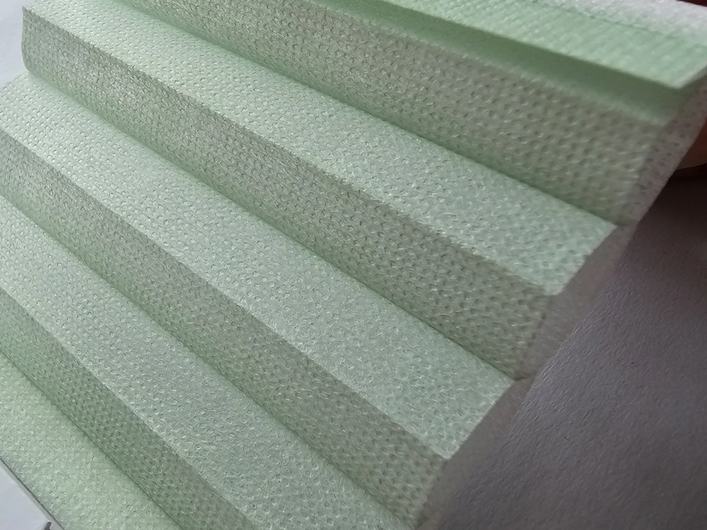 Plisēta žalūzija – PIPARMĒTRA (daļēji aptumšojošs audums, divkārtīgs audums) – 2
