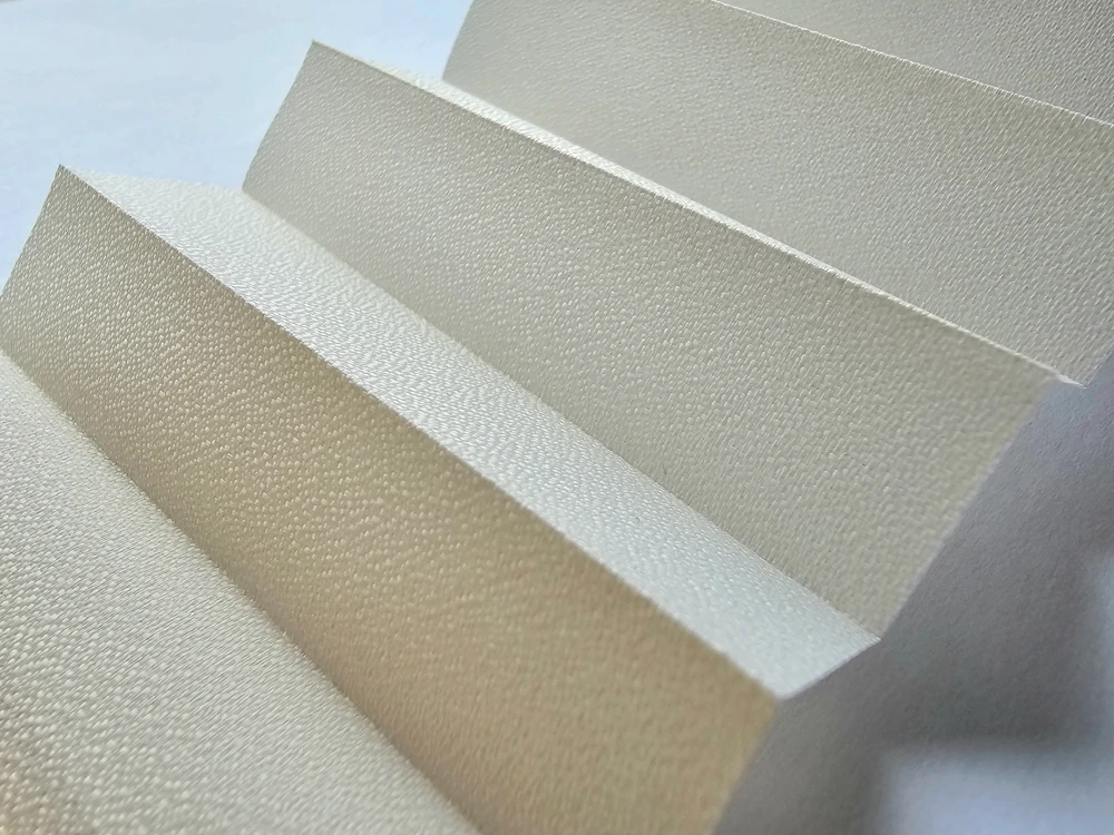 Pleated blind – Semi-blackout, single layer – CREAM (semi-blackout, single-layer, solar protective coating) – 2