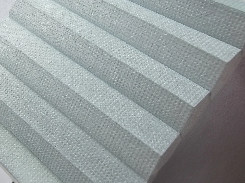 Plisēta žalūzija – LEDUS RĪTS (daļēji aptumšojošs audums, divkārtīgs audums) – 2