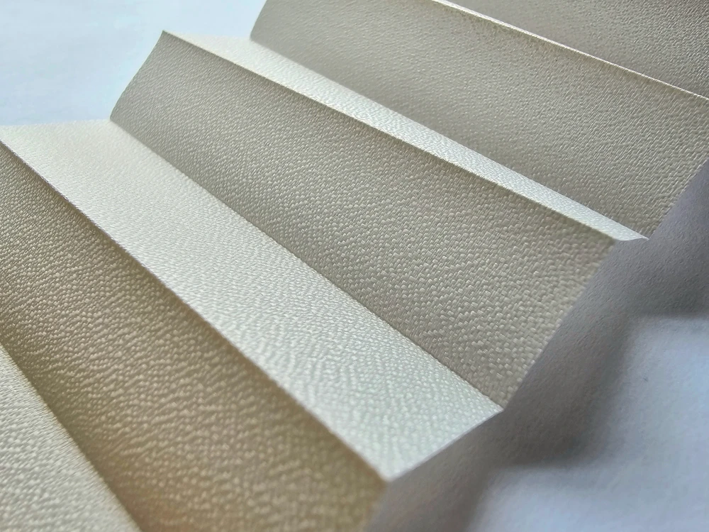 Pleated blind – Semi-blackout, single layer – IVORY (semi-blackout, single-layer, solar protective coating) – 2