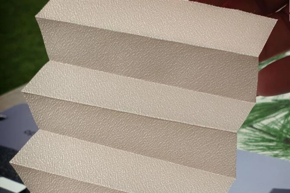 Plisēta žalūzija – CLAY (daļēji aptumšojošs, vienkāršs audums) – 2