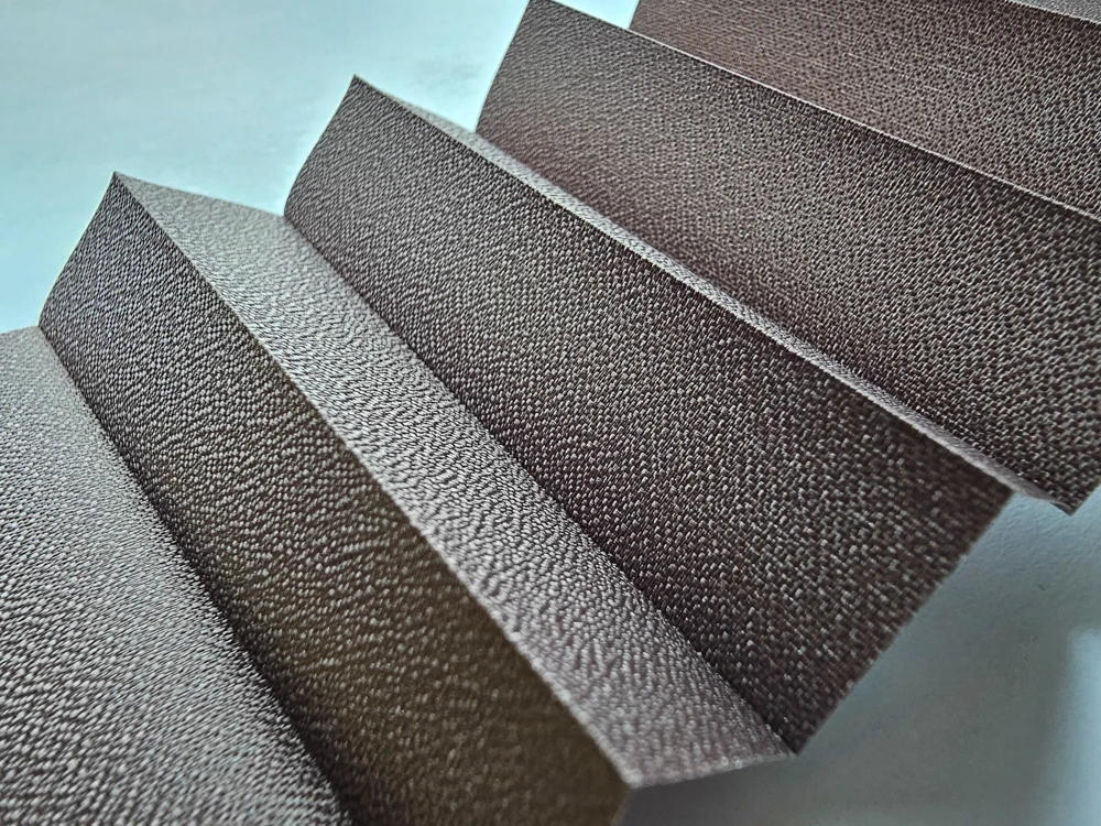 Pleated blind – Semi-blackout, single layer – MOCHA (semi-blackout, single-layer, solar protective coating) – 2