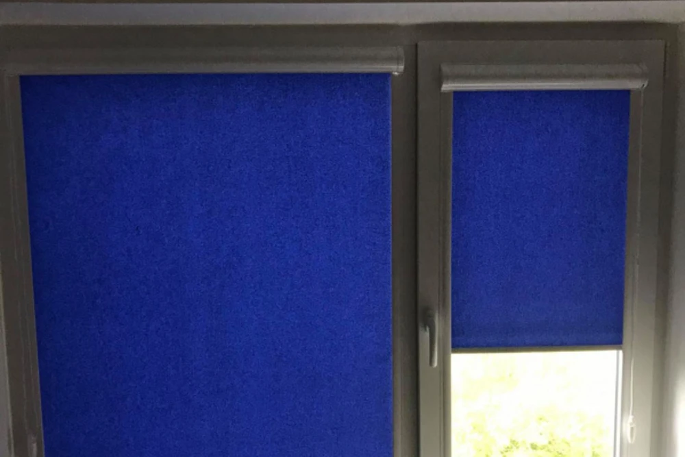Cassette blind – Semi-blackout (monochrome) – INDIGO (semi-blackout) – 3