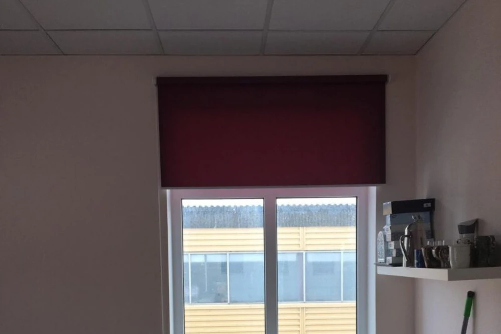 Classic blind – Semi-blackout (monochrome) – CHERRY (semi-blackout) – 4
